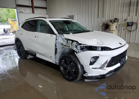 2024 Buick Envision Essence z USA, uszkodzony, nr VIN LRBFZPE4XRD052468